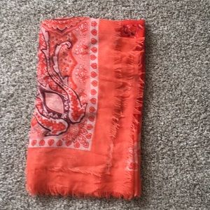 Large lightweight paisley scarf